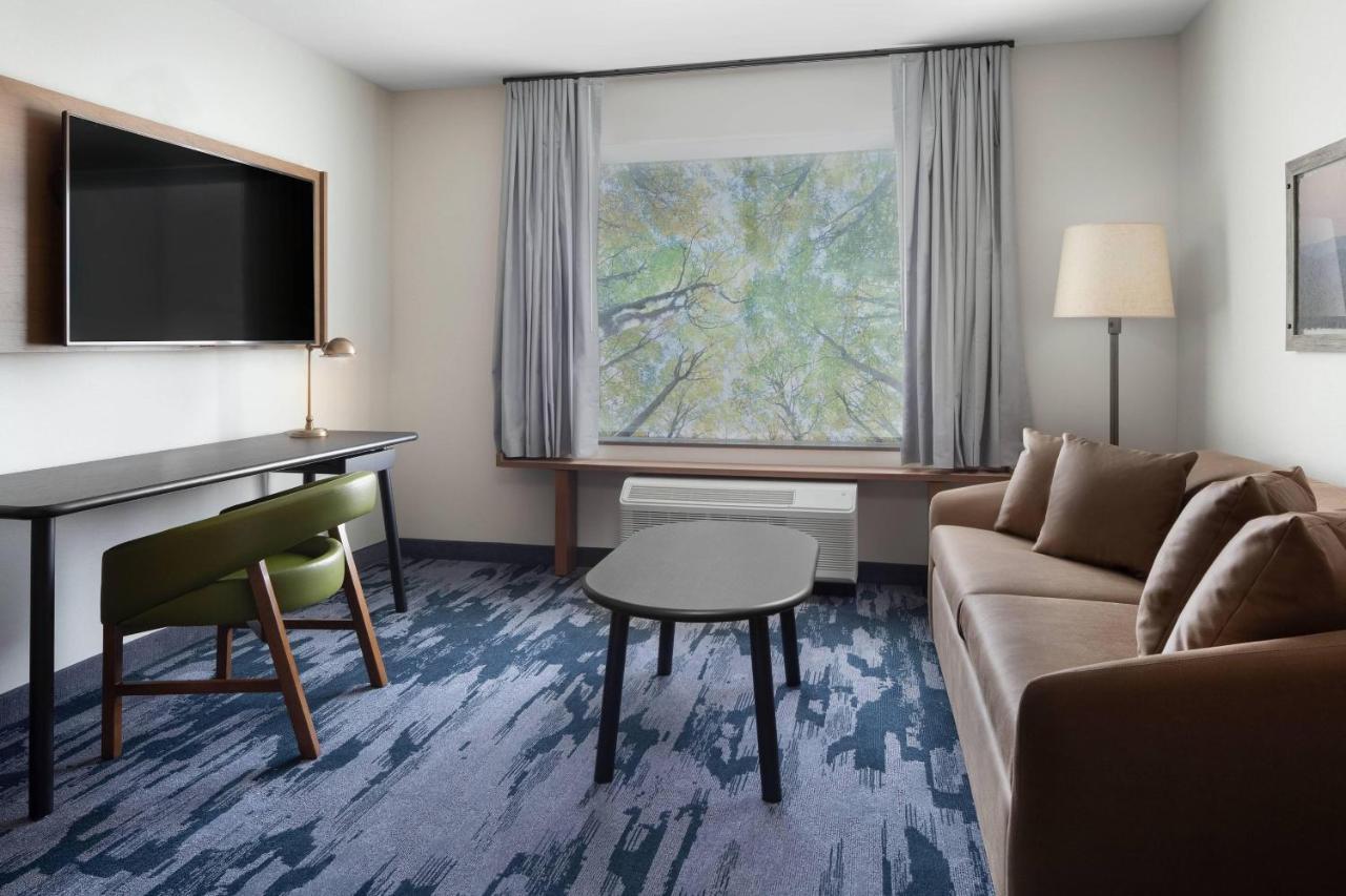 Fairfield Inn & Suites By Marriott Kenosha Pleasant Prairie Bagian luar foto