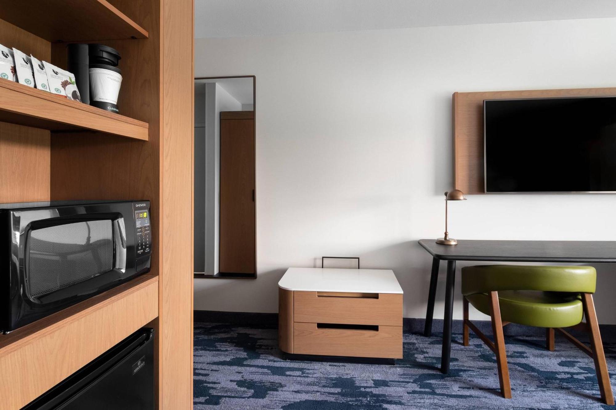 Fairfield Inn & Suites By Marriott Kenosha Pleasant Prairie Bagian luar foto
